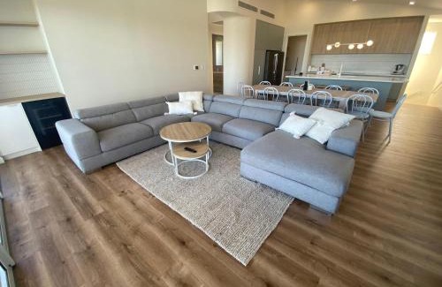 Muloowurtie House | Pleasant View Too