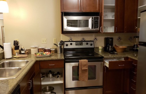 Las Vegas Resort | Pleasing Suite unit at Tahiti Village Las Vegas Strip