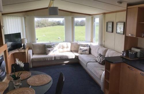 North Bitchburn Apartment | Plum Tree Lodge Set in 2 acres of Private Land