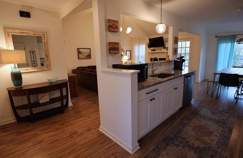 Ladson House | Plush in the Pines- 4br & Game Room!