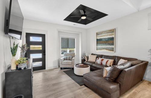 Lawrence Apartment | Plush & Roomy - Perfect for All Ages near KU & KC Duplex