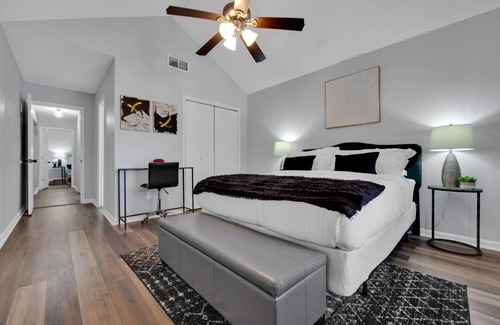 Riverdale House | Plush Two Bedroom Retreat. A Home Away From Home!