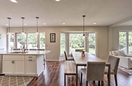 Plymouth House | Plymouth House: Walk to Beach & Medicine Lake!