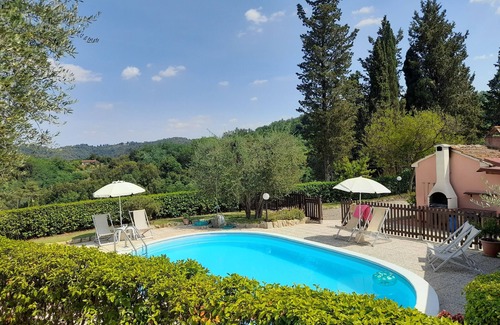 Palaia Villa | PODERE IL LECCIONE - COZY VILLA IN THE HEART OF THE TUSCAN HILLS