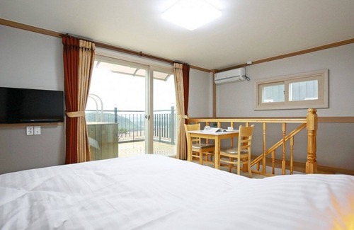 Pohang House | Pohang Songra Aqua Tourist Pension