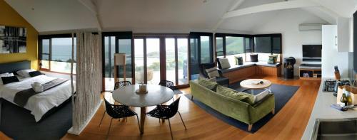 Wongarra House | Points South By The Sea
