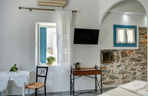 Amorgos Town Apartment | Politimis Studio N5