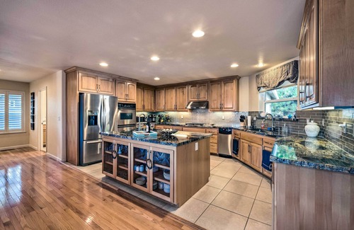 Placerville House | Pollock Pines 'Mum's Retreat' w/Large Deck!