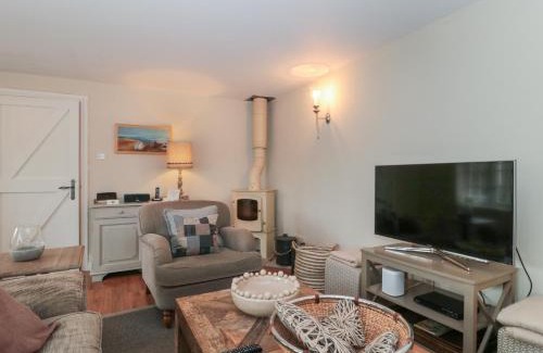 Shipton Gorge House | Pomme Blushe House