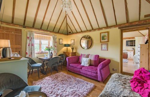 Abbess Roding House | Pond Cottage by Keepers Cottages