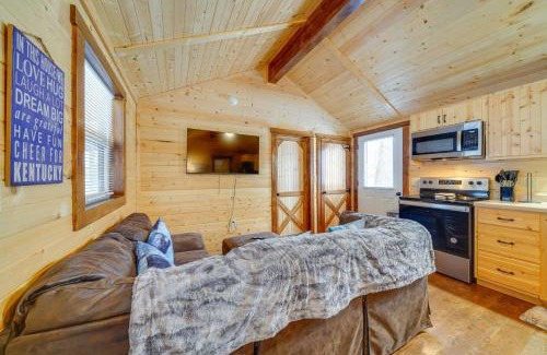 La Grange House | Pond-View Cabin Near Louisville on Racehorse Farm!