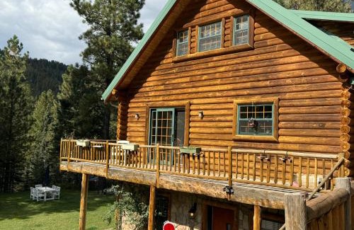 Tererro Cabin | Ponderosa Main Lodge at Vida Bonita Pecos