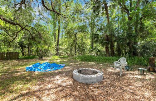 Gainesville House | Ponderosa Off The Beaten Path farmhouse
