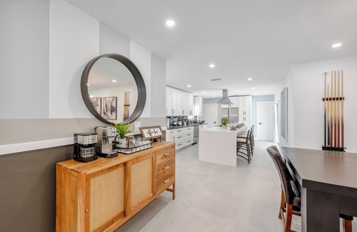 Cutler Bay House | Pool,4-bedroom house ,family friendly, canal front