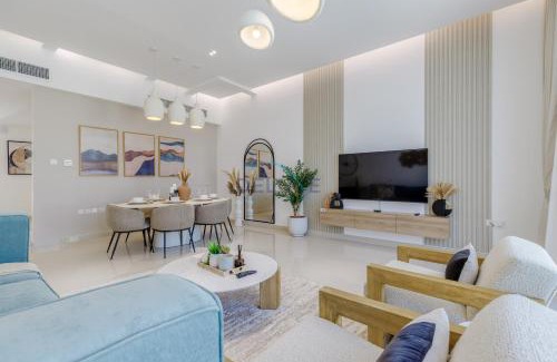 Sharm Villa | Pool and Sea Views 3BR and Assistant's Room Villa with Beach Access and BBQ Facilities, Sharm - Al Dana Villa, Al Dana Island by Deluxe Holiday Homes