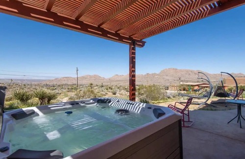 Joshua Tree Highlands House | Pool - Spa - Views - 5Min > Park - Quiet Compound
