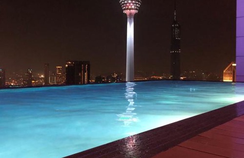 Kuala Lumpur City Centre Apartment | Pool View Platinum KLCC