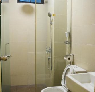 Malacca City Apartment | PoolView #4-6Pax #Near Jonker #Atlantis #Melaka City