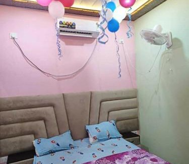 Hapur Hotel | POP 81067 The Signature Hotel