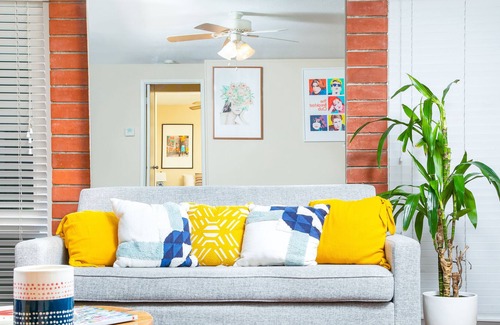 Fountain Valley House | POP ART ❤️CALM ❤️SPACIOUS ❤️CLEAN ❤️5 BED ❤️FAMILY HOME ❤️GOOD LOCATION