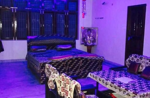 Meerut Hotel | POP Om Satguru Vaishno Hotel