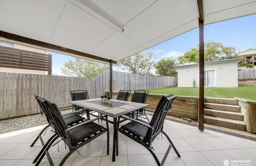Cooee Bay House | POPLAR COOEE BAY BEACH HOUSE