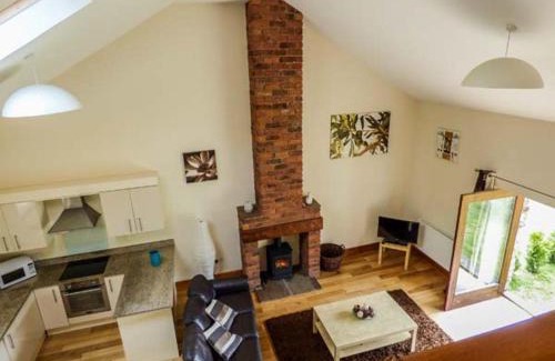 Lancaster House | Poppy Cottage