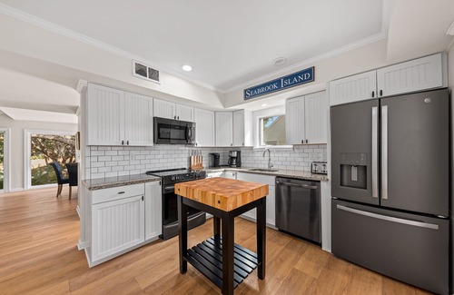 Spinnaker Beachhouses House | Popular Spinnaker Beach House! Close to Beach! Golf Course Views! Pet Friendly! Amenity Cards!