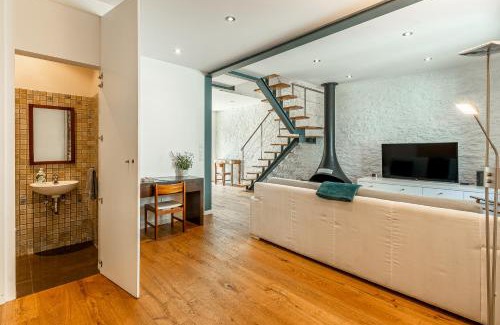 Santa Maria Maior Villa | Port and Stone Villa