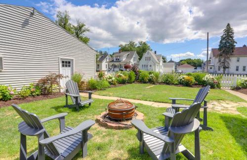 Port Clinton House | Port Clinton Home with Lake View - Walk to Beach!