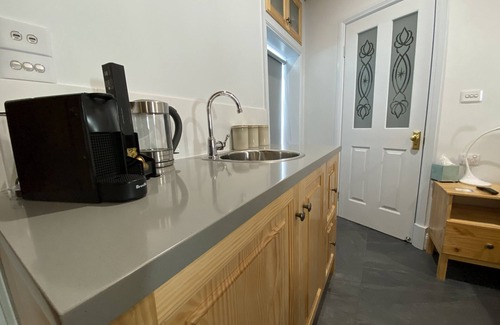 Port Elliot Apartment | Port Elliot Studio Spa Apartment