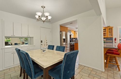 Lodi House | Port Place | Pool, Hot Tub, Fantastic Location! 3 Bedrooms, 2 Bathrooms, +Office