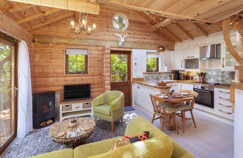 Minehead Cabin | Porthole Log Cabin