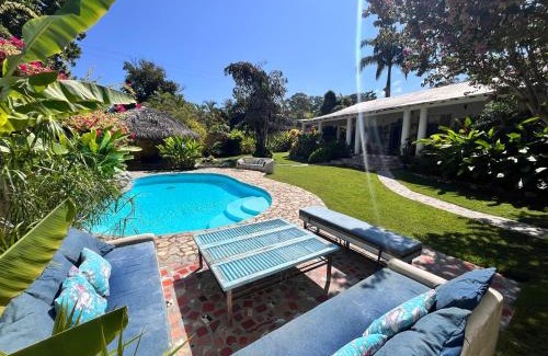 Puerto Colombia Hotel | Posada Azafran en Choroni