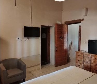 Maipu Hotel | Posada Cavieres Wine Farm
