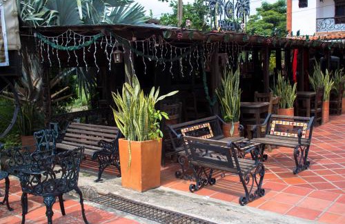 Villa del Rosario House | Posada El Abuelo