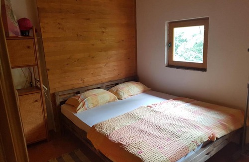 Konjic Ski Chalet | Potok kuca sa bazenom