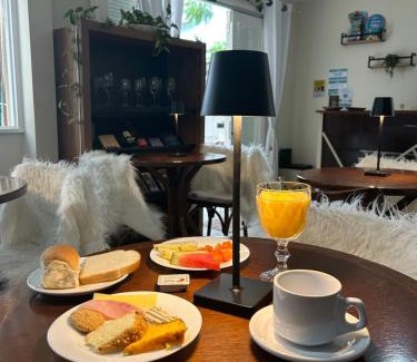 Pioneiros Hotel | Pousada Balneário Camboriú