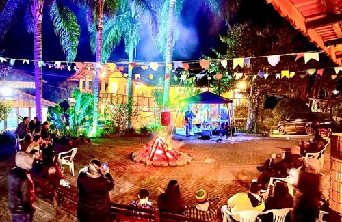 Nazare Paulista Hotel | Pousada Bezerra