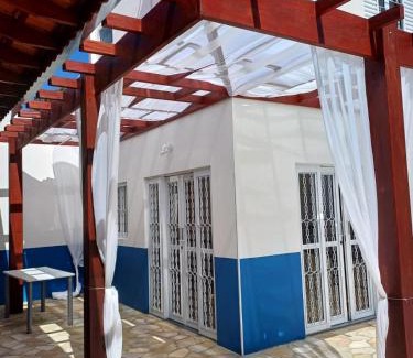 Inconfidentes Hotel | Pousada café em Flor