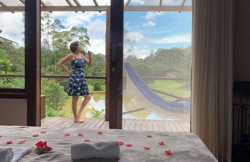 Passa Vinte Hotel | Pousada Caminho dos Ipês