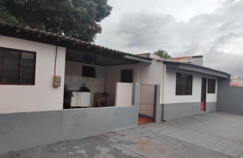 Cianorte House | Pousada Canto dos pássaros