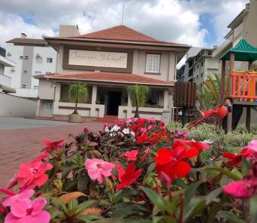 Pomerode Hotel | Pousada Casarão Schmidt