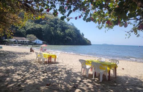 Pontal House | Pousada Dádiva Suite Romântica 30 mts da praia Pontal Central com ar e frigobar