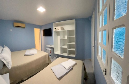 Praia do Frances Hotel | Pousada Girassol