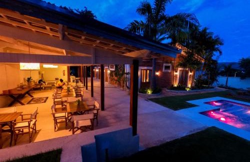 Rifaina Hotel | Pousada Manacá Exclusive Suítes