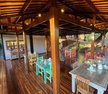 Floresta Velha Hotel | Pousada Naiepe