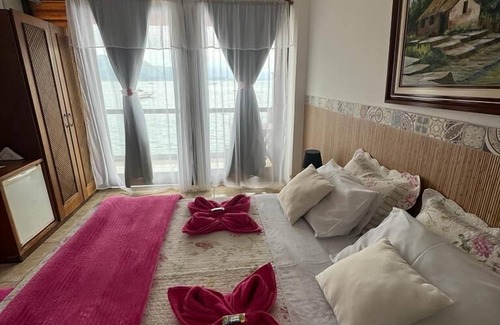 Jacuecanga Hotel | Pousada Toca do Cambú