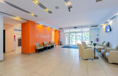 Darnyckyj Hotel | PracticOtel