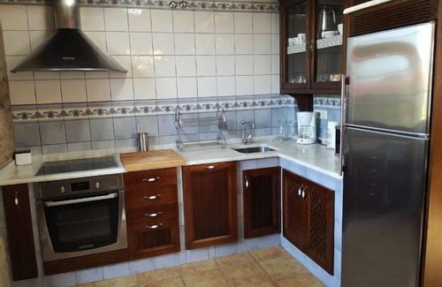 Rianxo Cottage | Praia de Rinlo house for 8 people